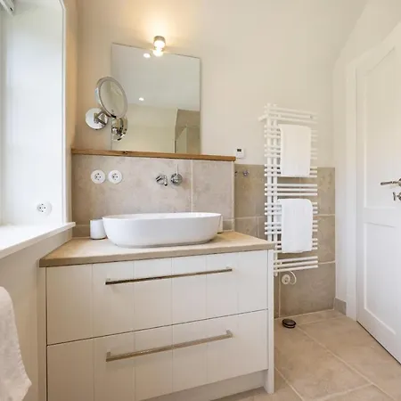 Nyaraló Koptainshues Nord *